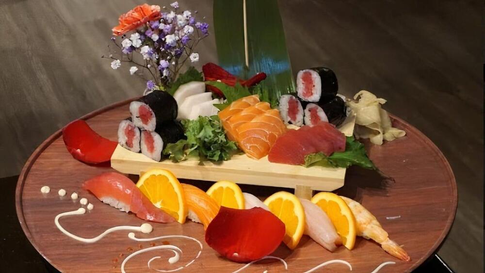 Sushi And Sashimi Combo